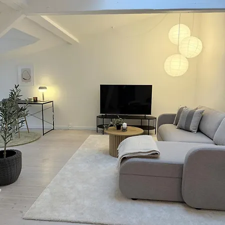 شقة Cozy Pearl In Centre فيبورغ