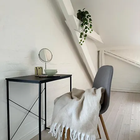 Cozy Pearl In Centre *