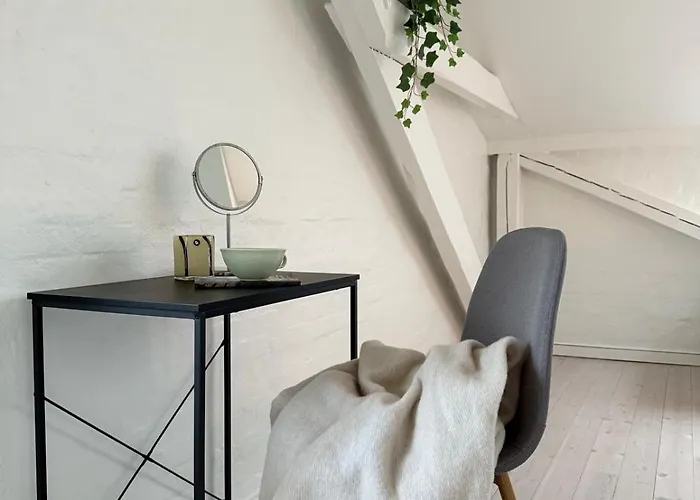 Cozy Pearl In Centre *