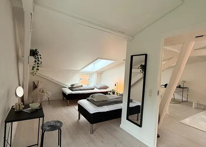 Cozy Pearl In Centre *